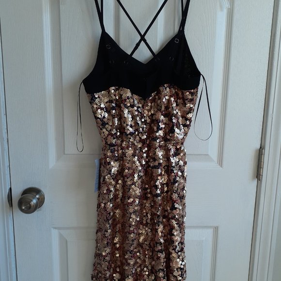 NEW Adelyn Rae Leila Sequin Strappy Back Dress Size S - Picture 12 of 15